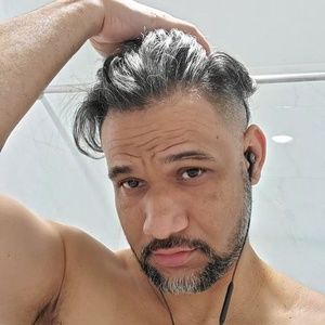 Meet your Posher, Jose adriano